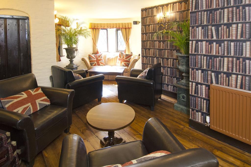 The Roundabout Hotel Pulborough Ngoại thất bức ảnh