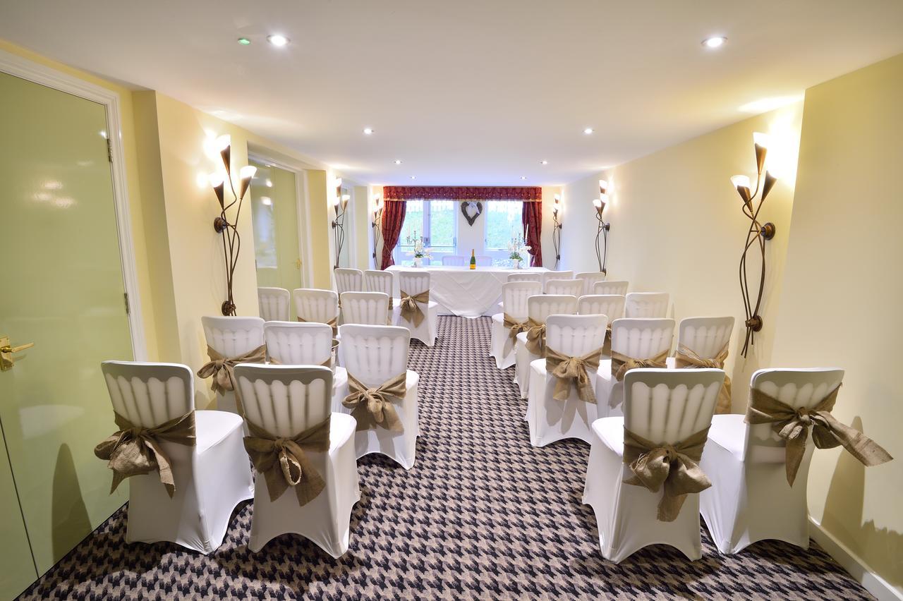 The Roundabout Hotel Pulborough Ngoại thất bức ảnh