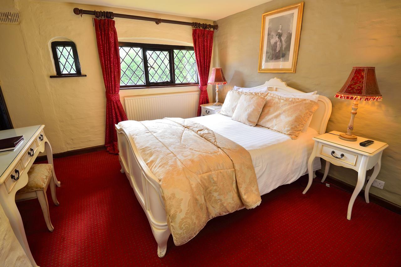 The Roundabout Hotel Pulborough Ngoại thất bức ảnh