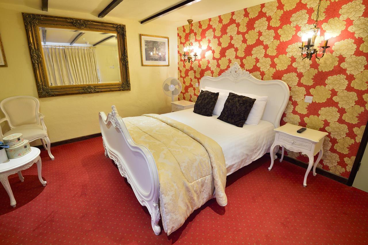 The Roundabout Hotel Pulborough Ngoại thất bức ảnh